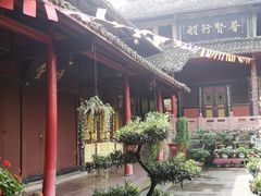 -峨眉山报国寺