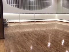 -金吉鸟健身游泳