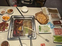 小鸳鸯锅底-野妹火锅(龙岗店)