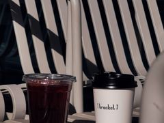 -Bracket Coffee(银河SOHO店)