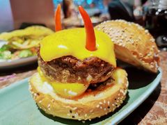 魔鬼汉堡-Let'sBURGERplus·非常创意汉堡(三里屯店)