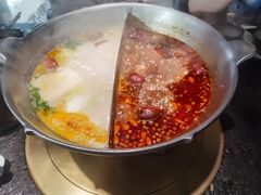 -湊湊火锅·茶憩(新中关购物中心店)