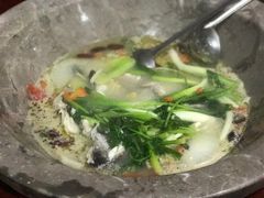 -姚记抚仙湖石锅鱼庄