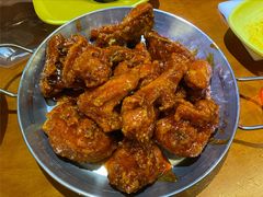 -BHC炸鸡(明洞总店)