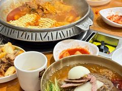 -喇喇排骨火锅·传统韩式脊骨汤(望京西园总店)