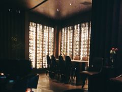 -wineapp葡萄酒餐吧(外滩金融中心店)