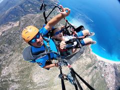 -费特希耶滑翔伞