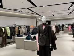 -URBAN REVIVO(七宝领展广场店)