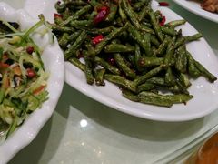 干煸芸豆-添福来墨鱼饺子 · 海鲜东北菜(大连星海·黄浦路店)