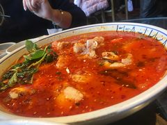 -云海肴·汽锅鸡·云南菜(天山百盛优客店)