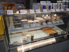 -禾沐·轻食·面包·咖啡