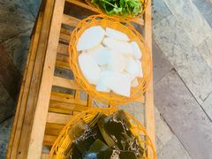 -抚仙湖生态石锅鱼野生菌(告庄店)
