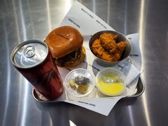 -TRIPS BURGER(大钟寺店)