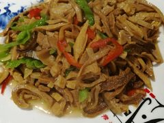 -缘来聚·徽菜名店(黄山宏村店)