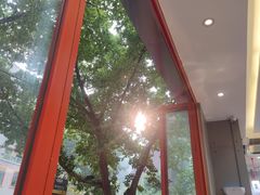 -喧闹·东方大气茶(鹅岭二厂店)
