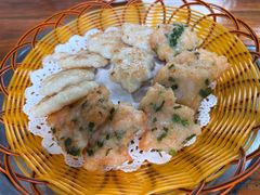 香煎墨鱼饼拼虾饼-东坊味道私房菜·地道顺德菜(大良店)