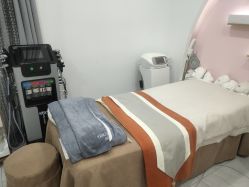 -花系美·美甲美睫精品店