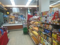 -全家便利店(崂山路四店)