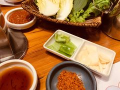 -草家酱蟹炭火烤肉店(珲春南路一店)
