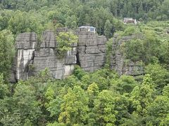 -梭布垭石林景区