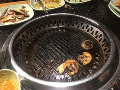 -釜御山海鲜烤肉火锅自助(新城市中心店)