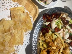 -小鱼小牛·鱼牛干锅·脆鱼火锅(世欧广场店)