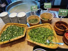 -云阿蛮云南生烫牛肉米线(奉贤路店)