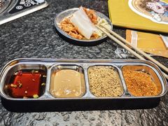 -明洞阿姨·韩式酱蟹烤肉·创意料理(望京1988创始店)