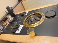 -極屋鮨牛 · 烧肉酒场(时代C馆店)