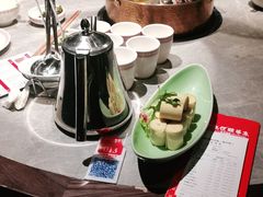 -野山舂·贵州现舂酸汤牛肉(民生路店)
