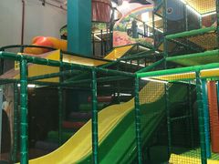 -蒙特利亲子乐园