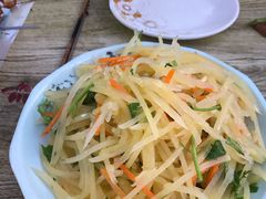 -胖太太四川麻辣排骨串(镇江路分店)