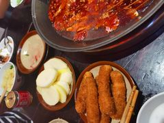 -四小区火锅·巷子里的重庆火锅(花照壁店)