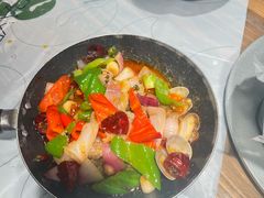 -巴厘龙虾·榜首油焖大虾(音乐学院·沿江酒馆店)