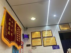 -覃肥叔桂林米粉(粮道街店)