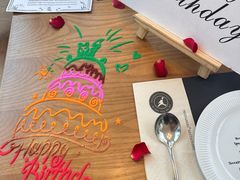 -Mark&Mars Restaurant