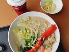 -彗星餐厅(香港迪士尼乐园)