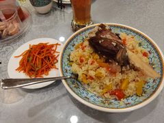 -汗腾格里·风味餐厅(新疆驻京办店)