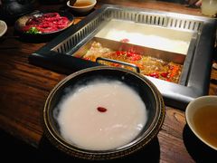 -老牌坊云南鱼豆花火锅(嵩山店)