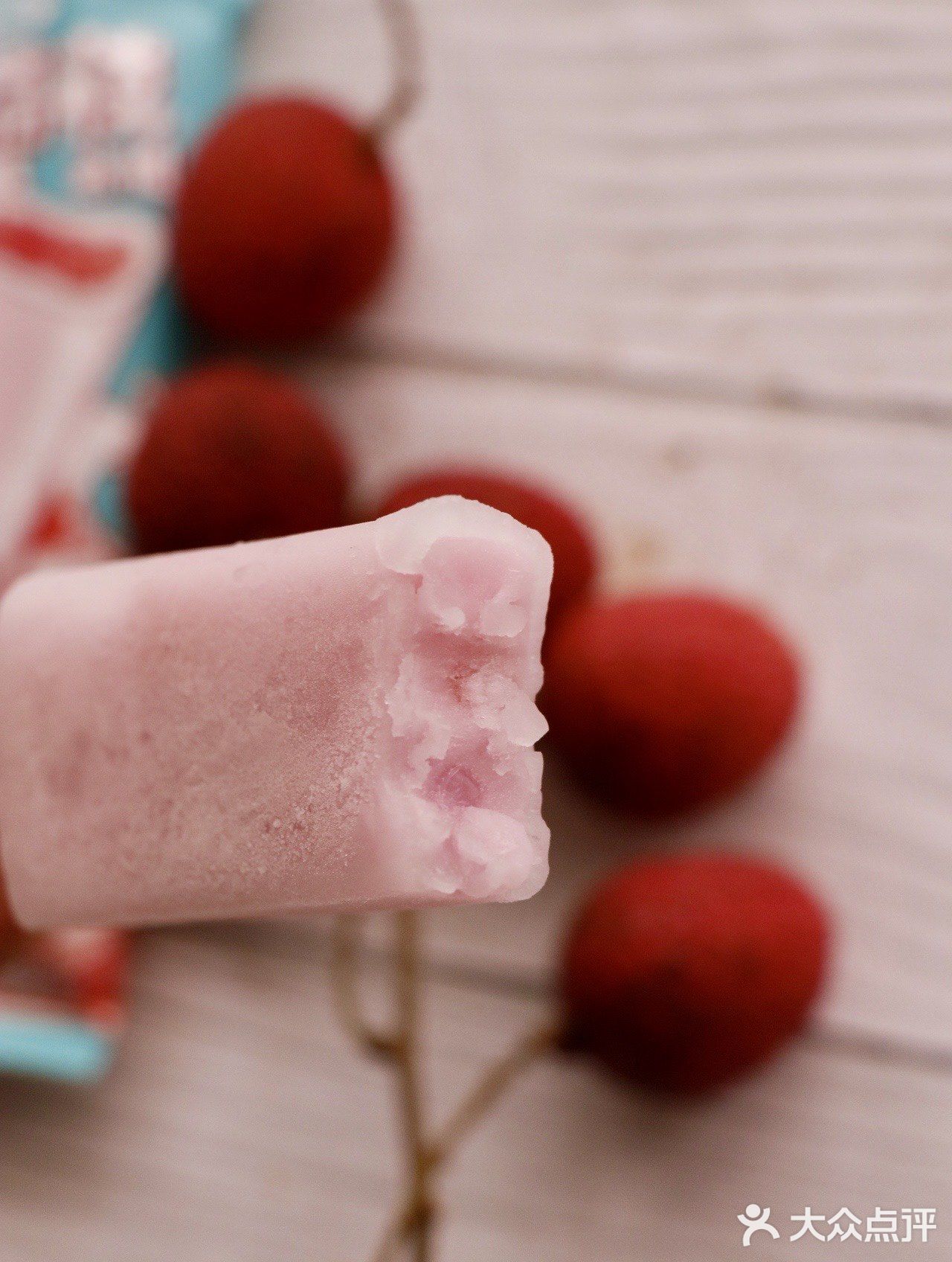 水果味冰棒就选这个零度企鹅玫瑰荔枝味