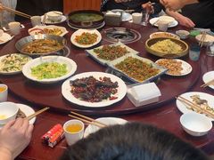 -湘聚南县土菜馆(龙山二路店)