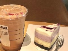 双层轻芝蛋糕-星巴克(嘉定中信泰富万达广场店)