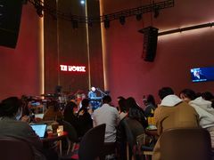 -TZ House音乐现场(来福士中心店)