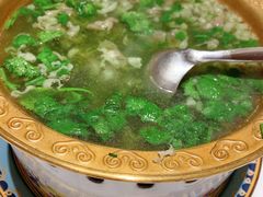 韭花汆羊肉-和和小厨