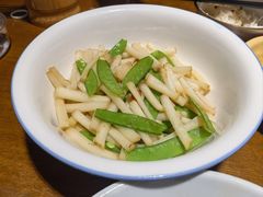 花生苗炒荷兰豆-金味老饭铺(晚报店)