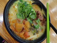-志权牛肉面(灵山路店)