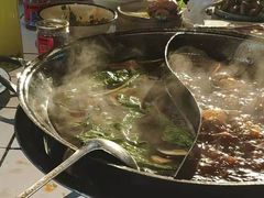 -瓜西西重庆火锅(花溪店)
