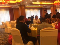 -山明水秀大饭店