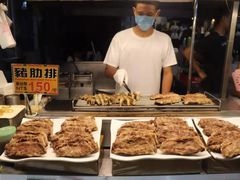 -六合夜市