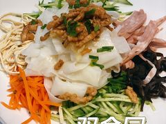 东北大拉皮-双合园·海鲜水饺青岛菜(万佳广场店)